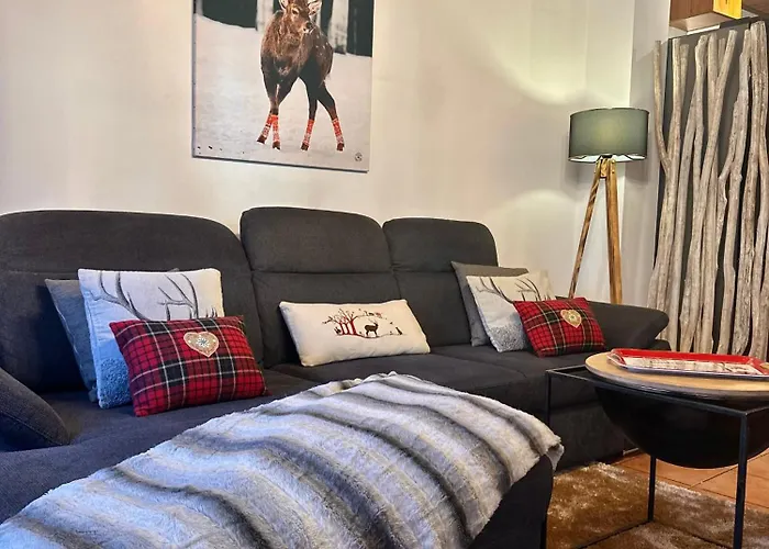Duplex A La Placa Major